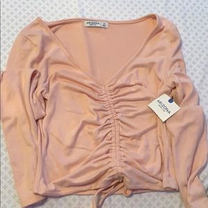 light pink arizona jean co top with cinch middle